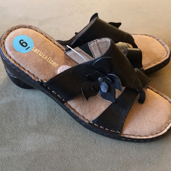 naturalizer delfinia